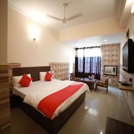 Oyo 15561 Corporate Villa Jammu Εξωτερικό φωτογραφία