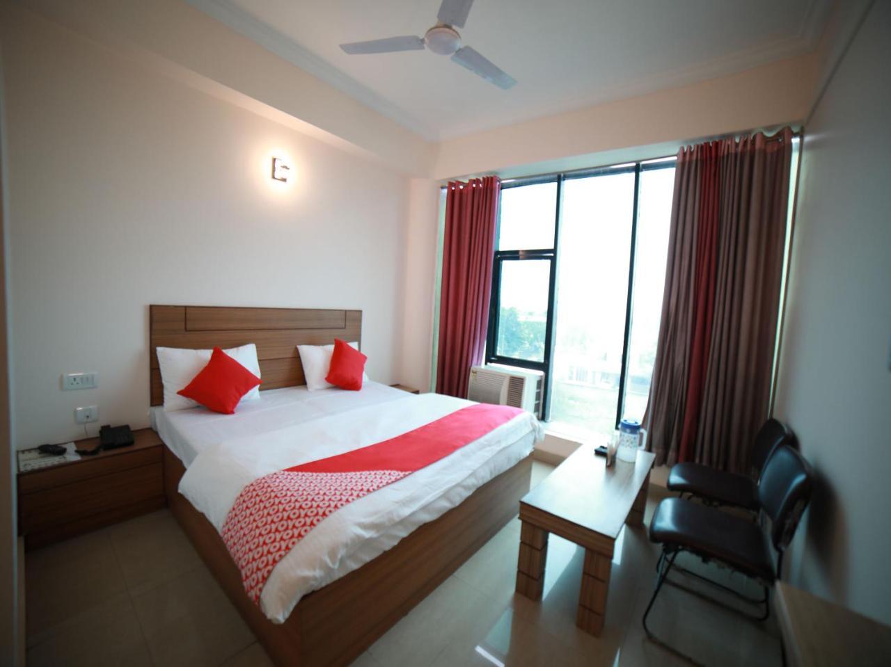 Oyo 15561 Corporate Villa Jammu Εξωτερικό φωτογραφία