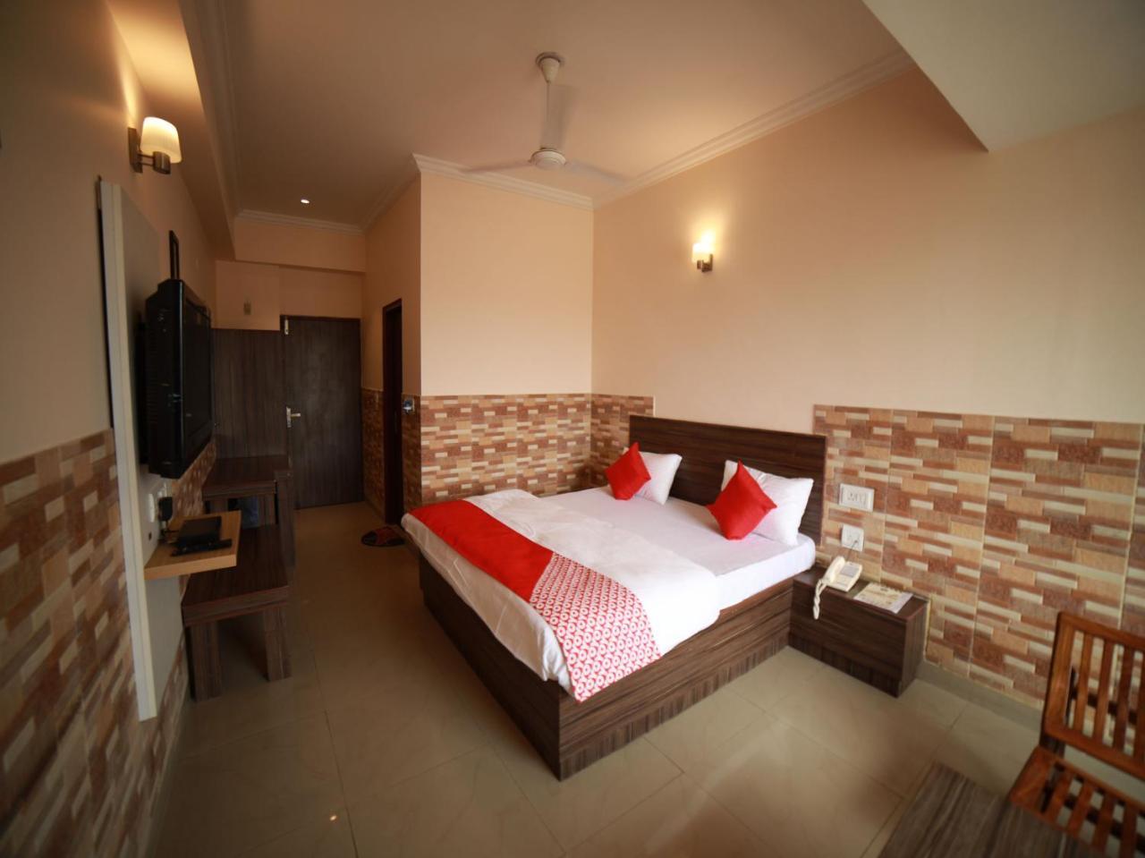 Oyo 15561 Corporate Villa Jammu Εξωτερικό φωτογραφία
